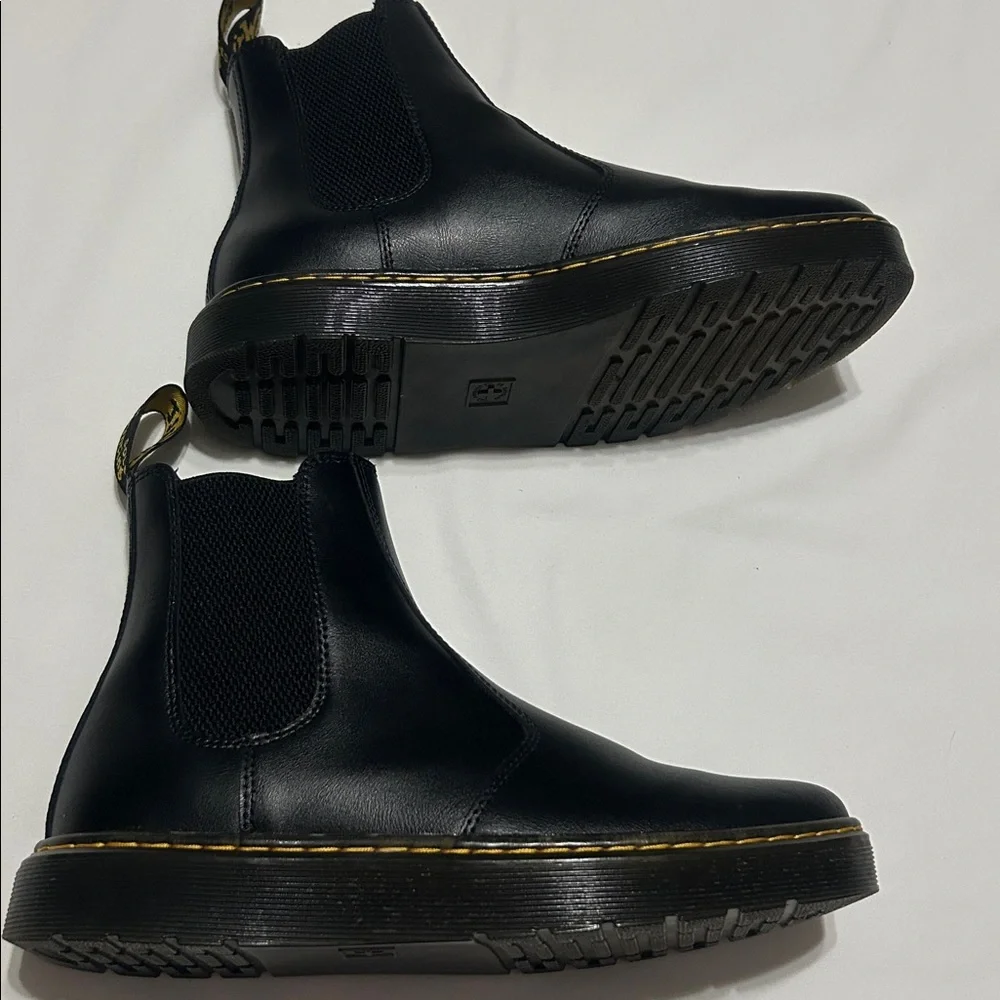 Dr. Martens Dorrian Black Leather Chelsea Boots size 9 New - Picture 2 of 11
